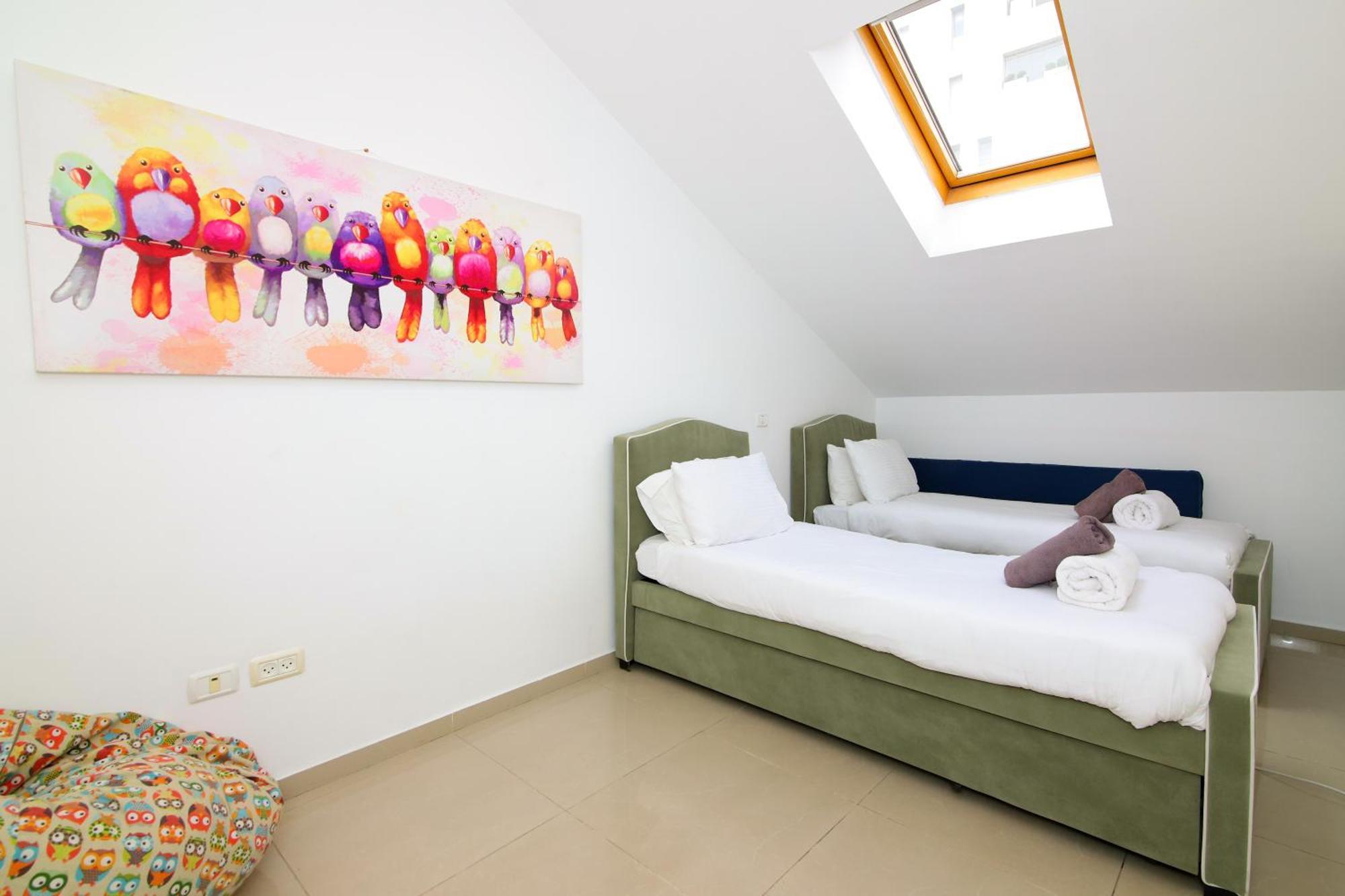Saidoff, Amazing 4 Bedroom 3 Bath In City Center, Pool, Parking!!! Jerusalém Exterior foto